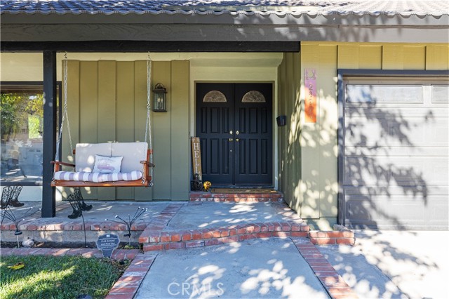 Detail Gallery Image 37 of 44 For 28975 Lotusgarden, Canyon Country,  CA 91387 - 4 Beds | 3 Baths