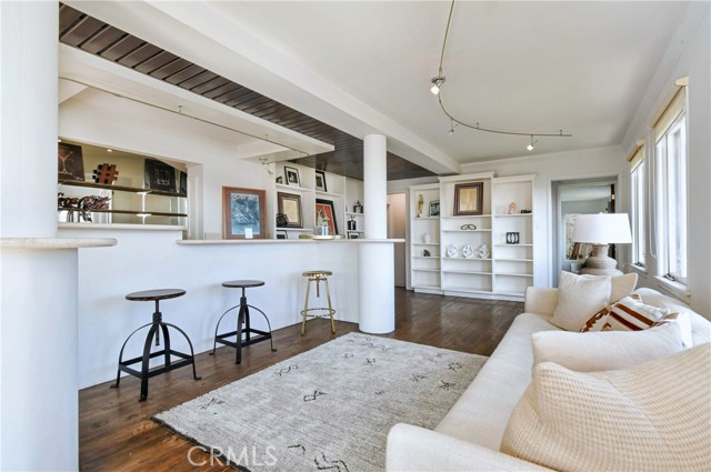 Detail Gallery Image 28 of 40 For 8383 Wyndham Rd, Los Angeles,  CA 90046 - 3 Beds | 2/1 Baths