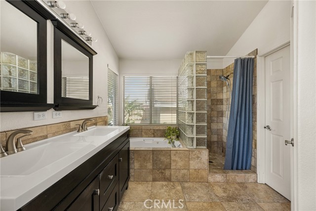 Detail Gallery Image 35 of 64 For 993 S Dylan Way, Anaheim Hills,  CA 92808 - 3 Beds | 2/1 Baths