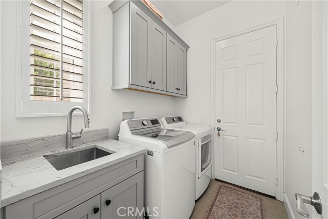 26814 Fairlain Drive, Valencia CA: https://media.crmls.org/medias/870a4b17-bdf8-49e9-abe4-1efde5f8c264.jpg