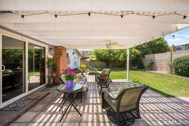 815 Marvista S Avenue, Seal Beach CA: https://media.crmls.org/medias/870a5d93-6de5-4902-9e30-c047c4799310.jpg