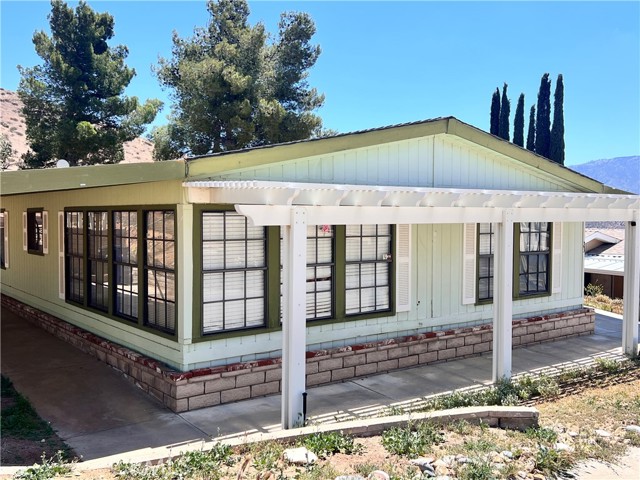 Image 1 of 13 For 33105 Santiago Road 23