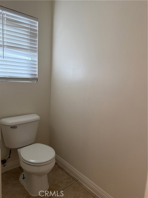 Detail Gallery Image 14 of 31 For 14651 Indian Wells, Victorville,  CA 92394 - 4 Beds | 3 Baths