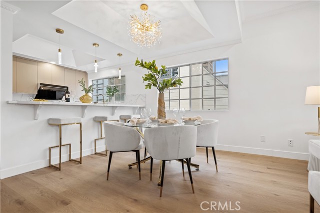 Detail Gallery Image 39 of 53 For 10475 Ashton Avenue Ave #301,  Los Angeles,  CA 90024 - 2 Beds | 3 Baths