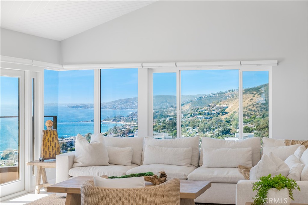 15 N Vista De Catalina