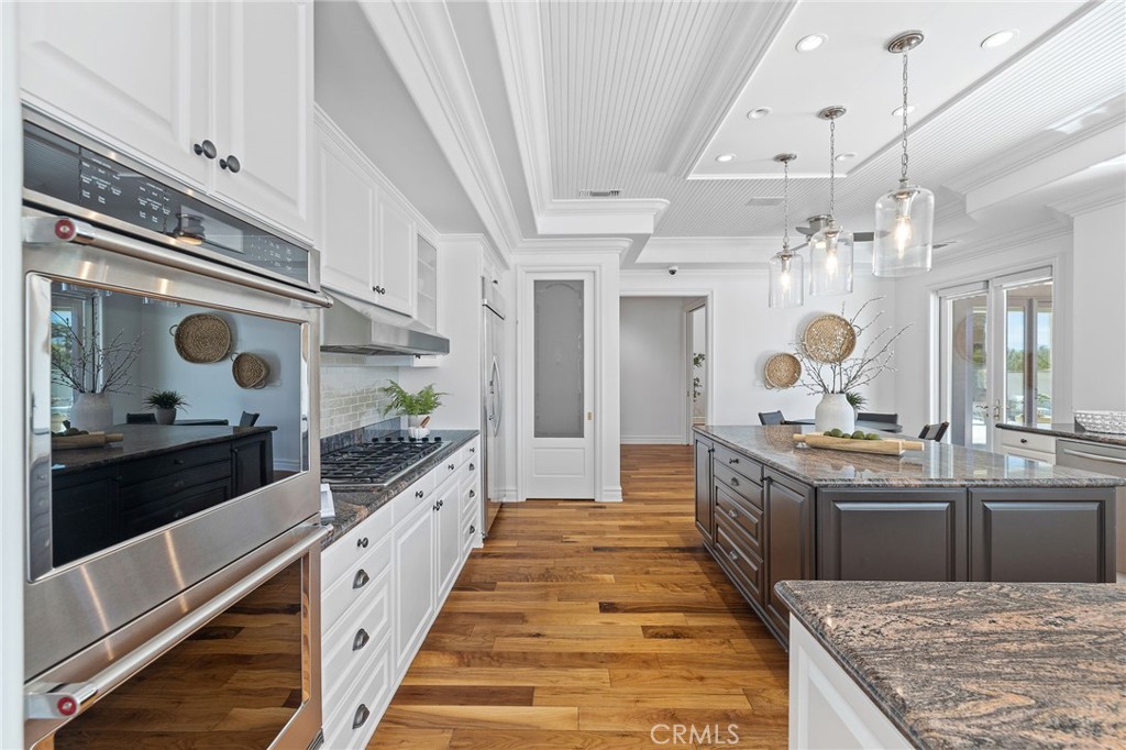 870ba157 356d 496e B0c1 582cce8cc745