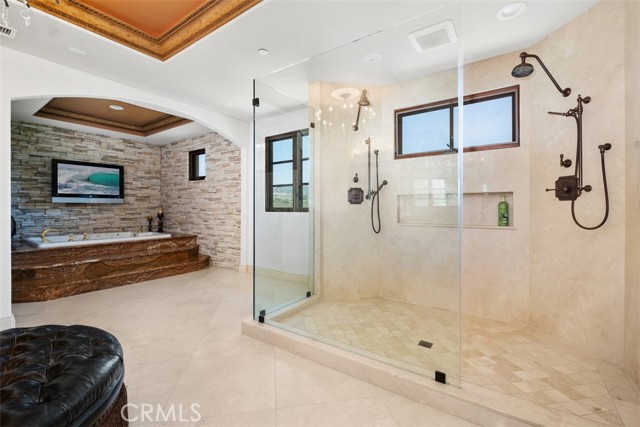 Detail Gallery Image 18 of 34 For 31232 via Colinas, Coto de Caza,  CA 92679 - 6 Beds | 7/3 Baths