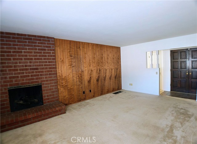 Detail Gallery Image 3 of 13 For 35617 Panorama Dr, Yucaipa,  CA 92399 - 3 Beds | 2 Baths