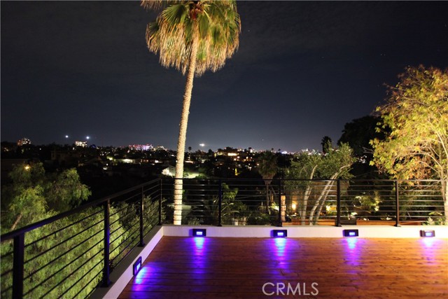 1220 Thorn W, San Diego CA: https://media.crmls.org/medias/870c9bf6-64de-4075-a4b8-f19abb17ff22.jpg