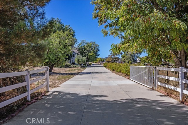 Detail Gallery Image 30 of 41 For 40065 90th St, Leona Valley,  CA 93551 - 5 Beds | 5/1 Baths