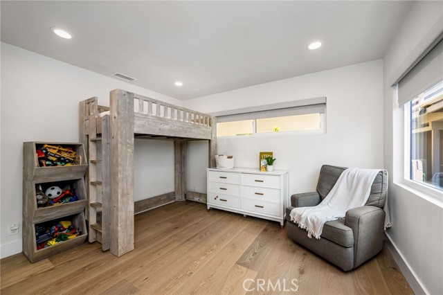 Detail Gallery Image 11 of 15 For 3420 Alma Ave, Manhattan Beach,  CA 90266 - 3 Beds | 3 Baths