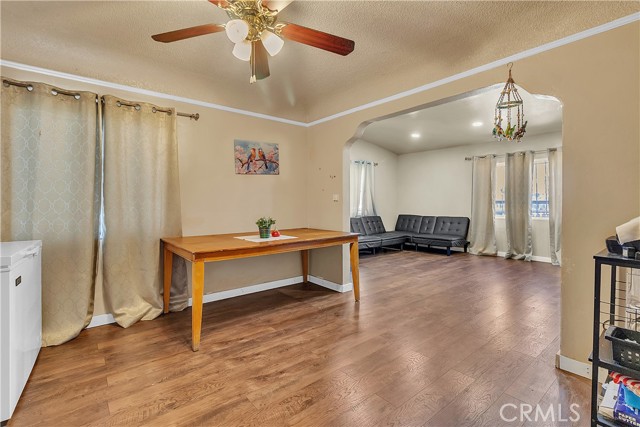Detail Gallery Image 9 of 39 For 1400 N Rose Ave, Compton,  CA 90221 - 3 Beds | 1 Baths