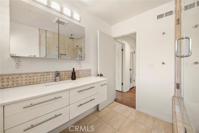 1016 N Highland Avenue, Fullerton CA: https://media.crmls.org/medias/870ea02b-5b7e-4a2f-9895-b5eea7a7bd18.jpg