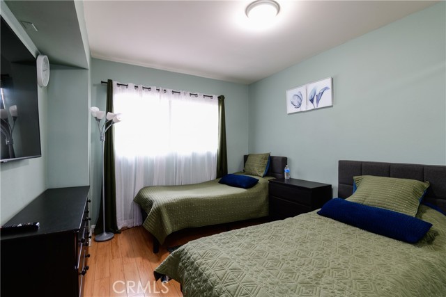 Detail Gallery Image 14 of 20 For 10142 Samoa Ave #8,  Tujunga,  CA 91042 - 3 Beds | 2/1 Baths