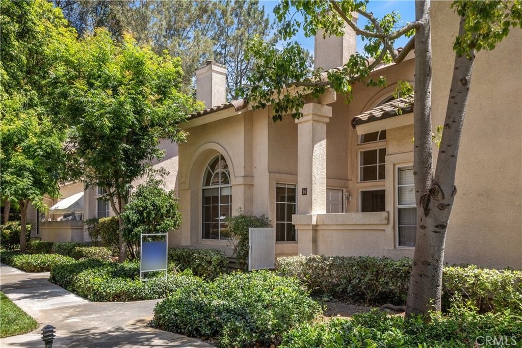 36 Nightingale Dr. Drive