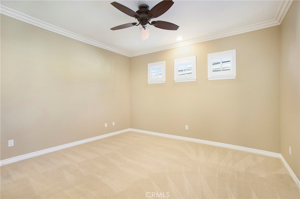 MLS #OC25270482 image #38