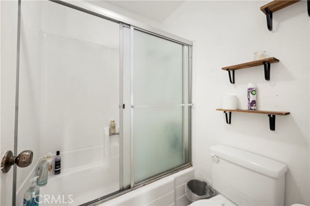 Detail Gallery Image 9 of 13 For 21800 Schoenborn St #215,  Canoga Park,  CA 91304 - 1 Beds | 1 Baths