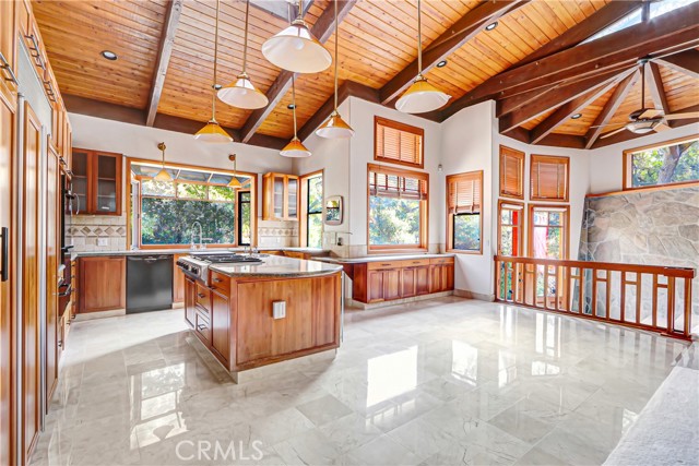 Detail Gallery Image 11 of 23 For 4931 Webb Canyon Rd, Claremont,  CA 91711 - 4 Beds | 4/1 Baths