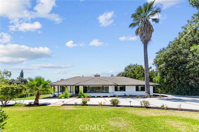 6 Woodland Lane, Arcadia CA: https://media.crmls.org/medias/87117344-caa1-4243-9719-329708c943aa.jpg