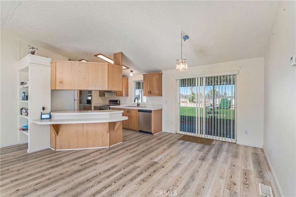 MLS #CV25265881 image #26