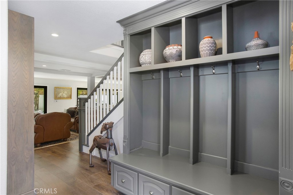 MLS #OC25163421 img 7