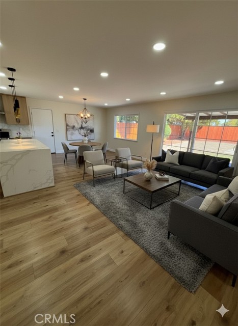 Detail Gallery Image 2 of 33 For 6520 Debs, West Hills,  CA 91307 - 3 Beds | 2 Baths