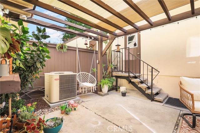 Detail Gallery Image 15 of 26 For 1467 Stonewood Ct, San Pedro,  CA 90732 - 3 Beds | 2/1 Baths