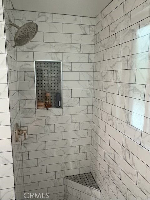 Detail Gallery Image 21 of 36 For 22736 Margarita Dr, Woodland Hills,  CA 91364 - 4 Beds | 2 Baths