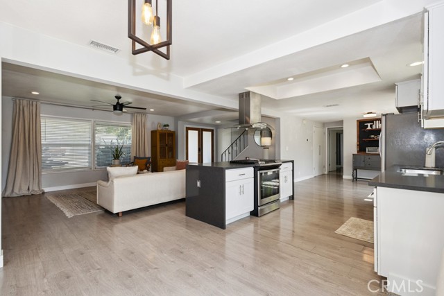 3314 Benton Avenue, La Verne CA: https://media.crmls.org/medias/8712e8f8-1f26-4906-ade5-863fb0deb55a.jpg