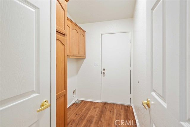 Image 21 of 26 For 19853 Cottonwood Drive