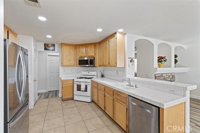 Detail Gallery Image 17 of 39 For 26395 Old Anvil Ln, Moreno Valley,  CA 92555 - 4 Beds | 2 Baths