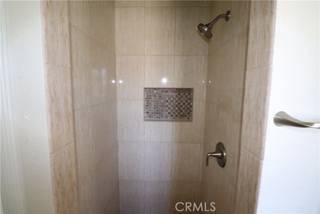2987 eton, Pomona CA: https://media.crmls.org/medias/87142d06-cafc-4760-9878-633919cb0aff.jpg