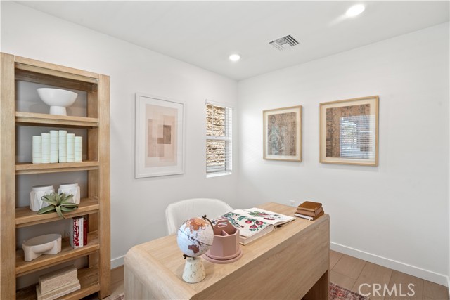 9341 Via Azul, Pico Rivera CA: https://media.crmls.org/medias/87142dbf-a3fb-4f44-b672-ca2725a1c250.jpg
