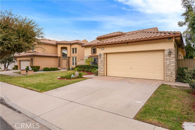 Detail Gallery Image 3 of 36 For 5 Villa Valtelena, Lake Elsinore,  CA 92532 - 3 Beds | 2 Baths