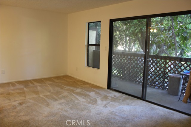 Detail Gallery Image 18 of 24 For 7304 Corbin Ave #F,  Reseda,  CA 91335 - 1 Beds | 1 Baths