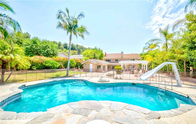 3025 E Hillside Drive, West Covina CA: https://media.crmls.org/medias/8714a365-b227-4b5b-b004-18c487244e97.jpg