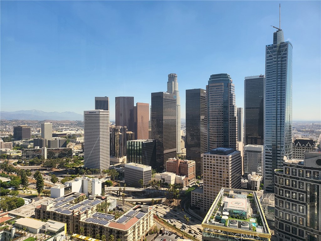 1100 Wilshire Boulevard 3307, Los Angeles, CA 90017