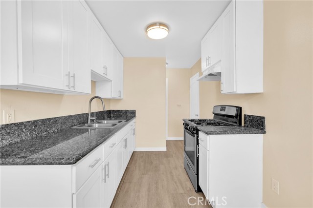 16102 Cornuta Avenue, Bellflower CA: https://media.crmls.org/medias/87154d09-2022-4b26-acf1-47bb69658ff1.jpg