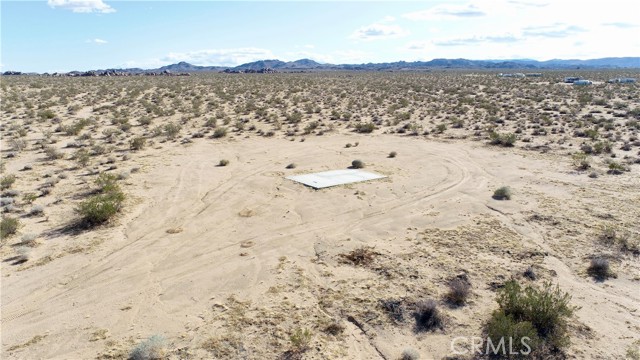 0 Listen Road, Johnson Valley CA: https://media.crmls.org/medias/8715c055-be65-4503-96d4-5018fb01912f.jpg