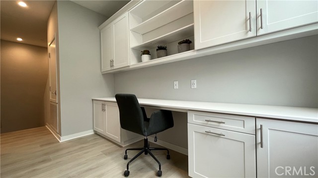 2296 Synergy, Irvine CA: https://media.crmls.org/medias/87163622-ba9c-4887-bb84-a0630166ce21.jpg