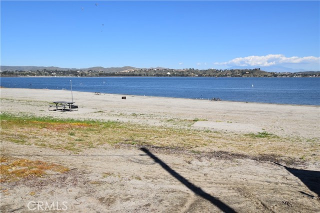 Detail Gallery Image 10 of 10 For 32976 Oleander, Lake Elsinore,  CA 92530 - 3 Beds | 1 Baths