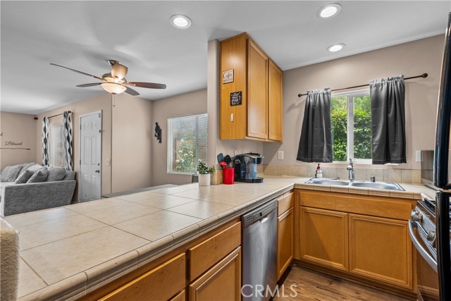 14552 Foothill photo 13