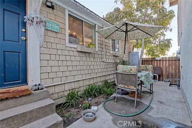 Unit A backyard patio area