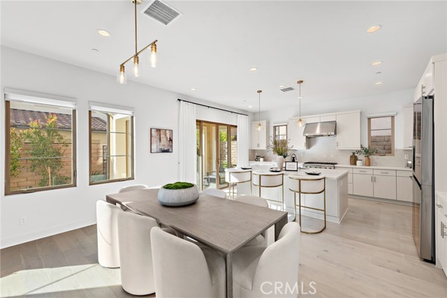 Detail Gallery Image 10 of 32 For 215 Sutters Mill, Irvine,  CA 92602 - 4 Beds | 4/1 Baths