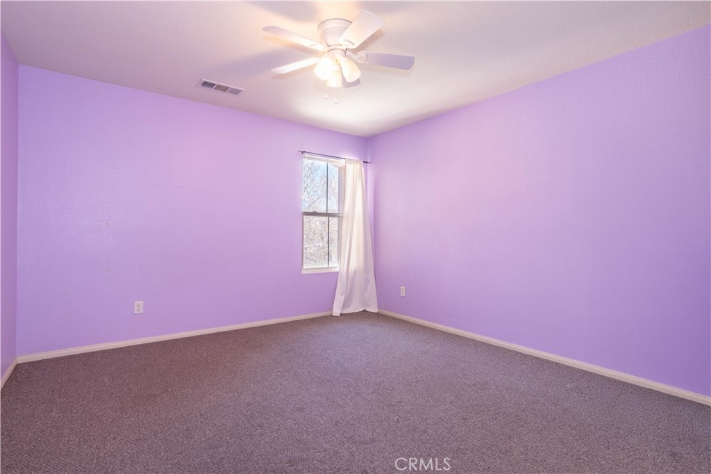 https://media.crmls.org/medias/87177ce6-8319-4408-ac7d-24c16f238d24.jpg?preset=X-Large