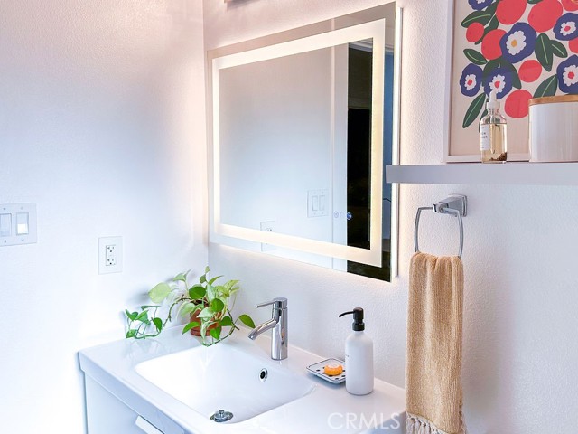 Detail Gallery Image 37 of 71 For 1927 W 84th Pl, Los Angeles,  CA 90047 - 3 Beds | 2 Baths
