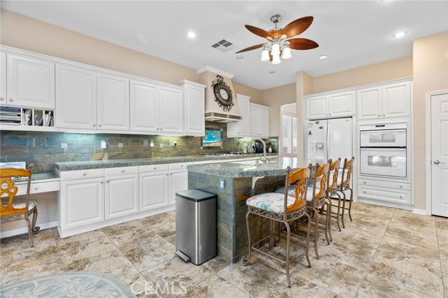 5005 Boulder Creek Place, Bakersfield, California 93312, 3 Bedrooms Bedrooms, ,2 BathroomsBathrooms,Residential,For Sale,5005 Boulder Creek Place,CRSR24237896