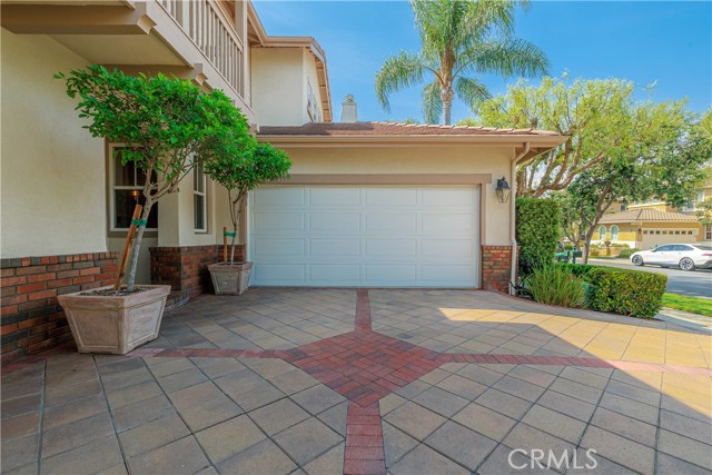 22 Modesto, Irvine CA: https://media.crmls.org/medias/8718cc9a-ecb7-49f0-b058-6b4b2fa42ef7.jpg