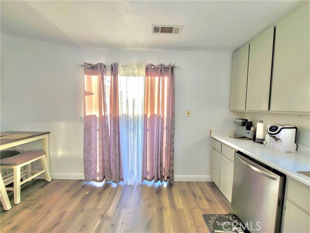 Detail Gallery Image 9 of 30 For 1485 Hansen Ave, Merced,  CA 95340 - 3 Beds | 2 Baths