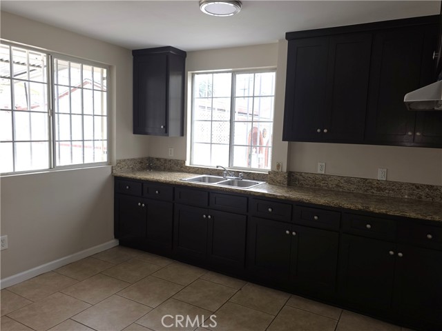 123 E Gage Avenue, Los Angeles CA: https://media.crmls.org/medias/87197e67-8bd6-4862-8789-f3adc98da5b7.jpg